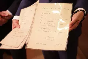 El manuscrito original de Neruda