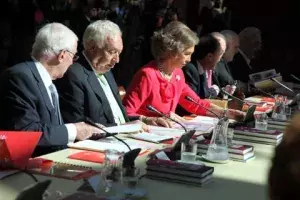 La reina doña Sofía preside la Reunión del Patronato del Instituto Cervantes