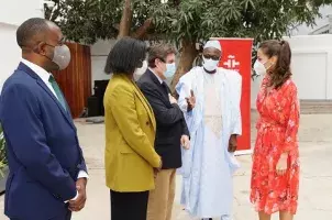 La Reina Letizia ha inaugurado el nuevo Instituto Cervantes de Dakar