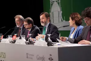 Durante la mesa redonda