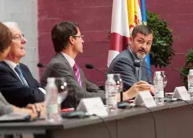 El secretario general del Instituto Cervantes, Rafael Rodríguez-Ponga