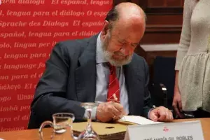 José M.ª Gil-Robles
