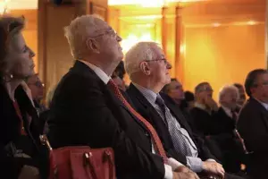 El presidente de la Fundación Loewe y el director del Instituto Cervantes