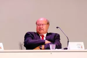 El escritor chileno Antonio Skármeta