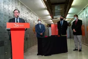 El ministro de Exteriores
