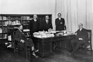 Foto en el Centro de Estudios Históricos, 1926