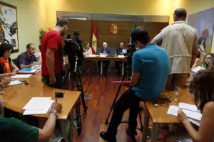 Un momento de la celebración de la rueda de prensa en el Complejo Cultural San Francisco de Cáceres