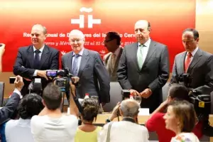 Un momento de la celebración de la rueda de prensa en el Complejo Cultural San Francisco de Cáceres