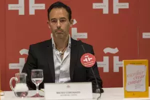 El coordinador de la obra, Mateo Coronado