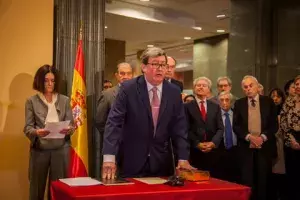 Juan Manuel Bonet jura su cargo como nuevo director del Instituto Cervantes