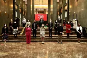Foto de familia con el equipo directivo del Instituto Cervantes