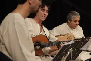 interpretación en el salón de actos de la sede central del Cervantes