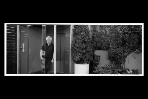 Retrato de Pedro Almodóvar