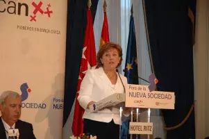 Durante su intervención en el Foro de la Nueva Sociedad, Carmen Caffarel desgranó el plan estratégico del Instituto Cervantes para los próximos años
