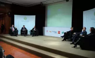 Durante el acto de presentación del curso "Hola, ¿qué tal?"