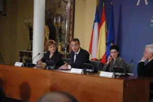 José Luis Rodríguez Zapatero presenta el V Congreso Internacional de la Lengua, que se celebrará en la ciudad chilena de Valparaíso en 2010