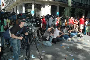 Numerosos medios de comunicación han asistido a la fiesta de inauguración del Día E