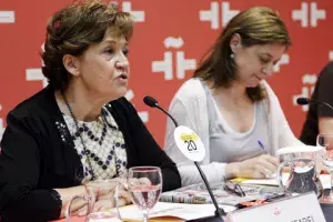 Carmen Caffarel, directora del Instituto Cervantes, presenta la exposición «Peso y levedad»