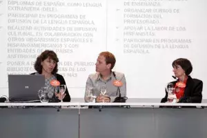 María Victoria Rubini, Alberto del Río y Ana Flys, durante la presentación del acuerdo de colaboración.