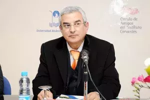 Houdaifa Ameziane, rector de la Universidad de Marruecos.