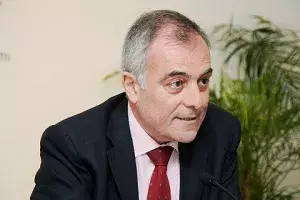 El embajador de España en Maruecos, Alberto Navarro, durante su discurso.