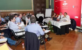 Uno de los tres talleres en los que se debate hasta el próximo jueves sobre la situación y retos del Instituto Cervantes.