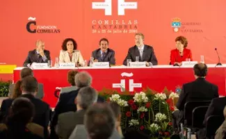Mesa presidencial en la inauguración oficial de las V Jornadas de directores del Instituto Cervantes.