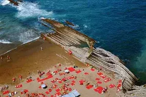«Playa Itzurun 4», de Maider López (2005).