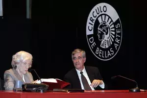 Ana María Matute, ganadora del Premio Cervantes 2011, durante la lectura del Quijote.