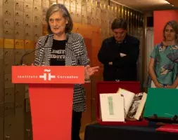 La viuda de Sampedro, Olga Lucas Olga Lucas habla en el atril