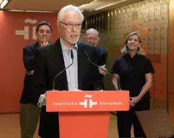 J. M. Coetzee, Nobel de Literatura, durante su intervención en la Caja de las Letras J. M. Coetzee, Nobel de Literatura, durante su intervención