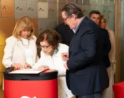 Firmando el legado