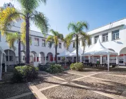 Patio de la sede