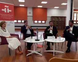 Para los medios