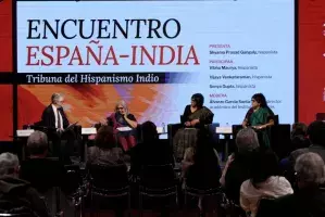 Durante la Tribuna del Hispanismo Indio