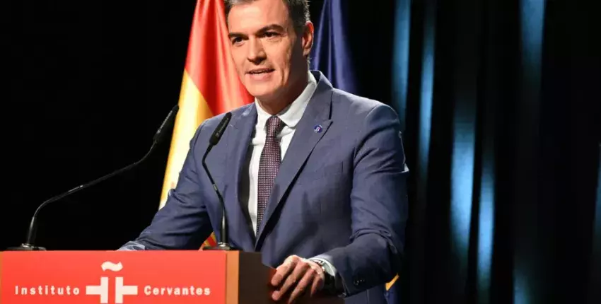 El presidente del Gobierno en funciones, Pedro Sánchez, participa en el primer acto del Instituto Cervantes con motivo del Día Europeo de las Lenguas