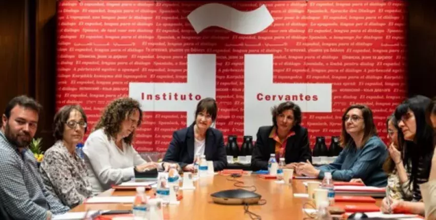 Reunión entre el Instituto Cervantes y ACNUR