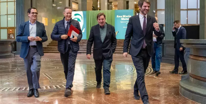 El ministro y el director