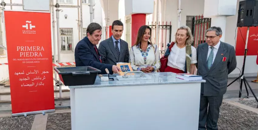 El Instituto Cervantes coloca la «primera piedra» simbólica de su nueva sede en Casablanca