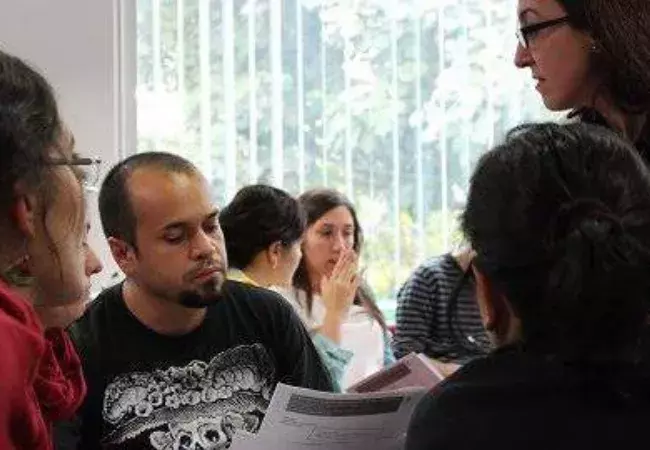 Cursos de formación de profesores ELE del Instituto Cervantes Cursos de formación de profesores ELE del Instituto Cervantes