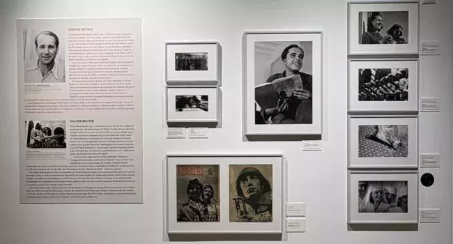 Exposición «Cartilla escolar antifascista»