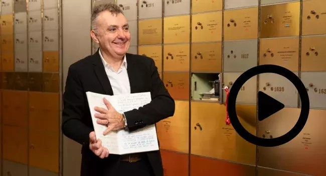 Legado del escritor Manuel Vilas a la Caja de las Letras