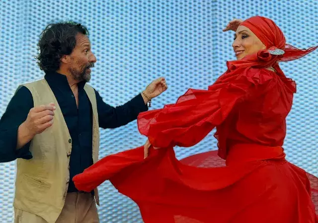 El cantaor Manuel Espinosa y la bailarina Beatriz Rodríguez Hornero (Nirtán)