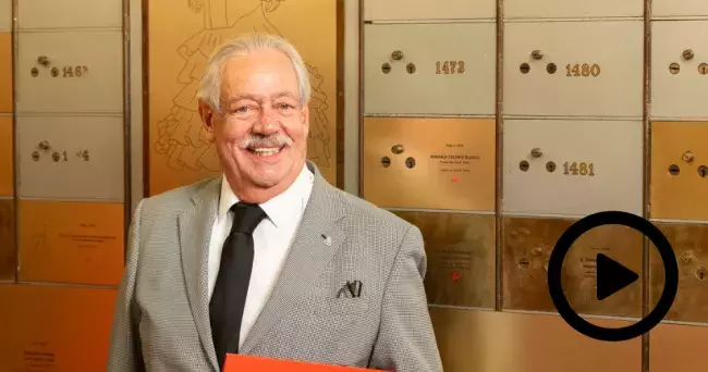 Gonzalo Celorio en la Caja de las Letras