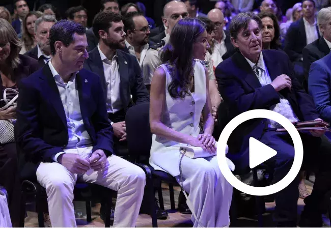 La Reina inaugura la reunión Anual del Instituto Cervantes