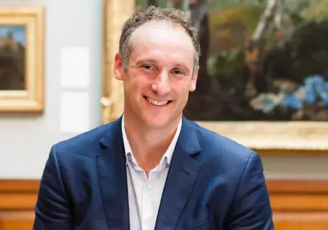 El conservador Xavier Bray
