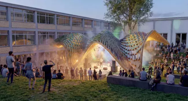 Instalación inspirada en la obra de Gaudí