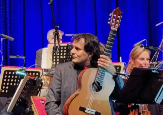 El guitarrista Nirse González